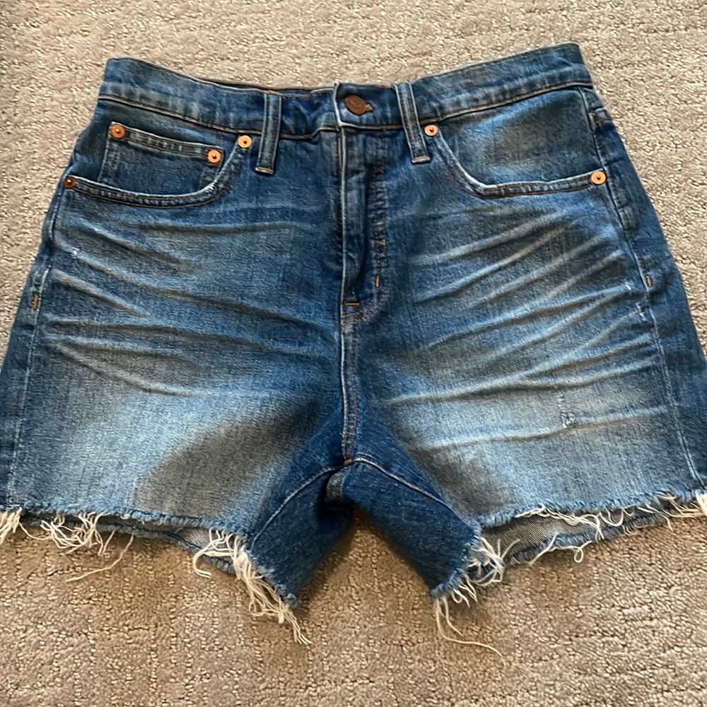 Madewell “perfect jean short” denim shorts worn twice size 27 like new